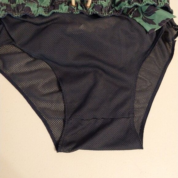 J Crew Men's Swim Trunks Shorts Sz L Green & Blue Floral Hawaiian Boho Beachy - Picture 11 of 13